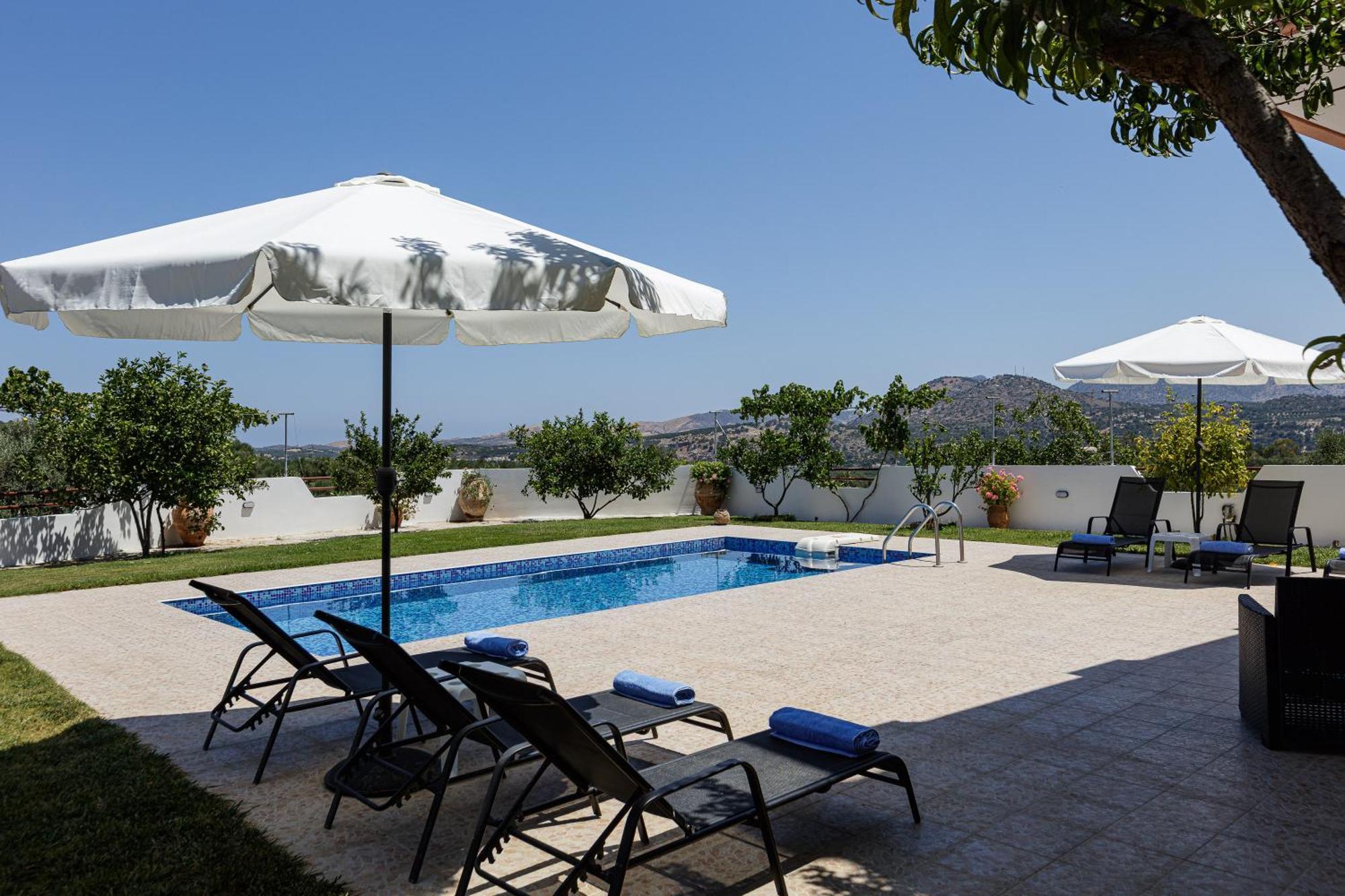 Marina Villa, A Nature Inspiring Retreat Perama  Exterior photo